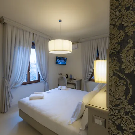 Elda Boutique 3* Sienne