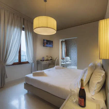 Elda Boutique 3* Sienne
