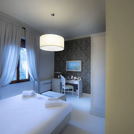 Szálloda Elda Boutique 3*