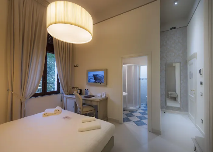 Elda Boutique Hotell 3*