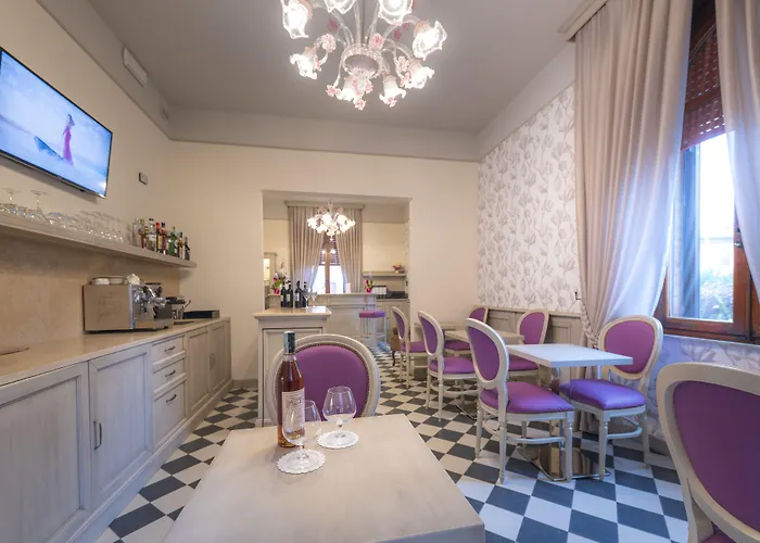 Готель Elda Boutique 3*
