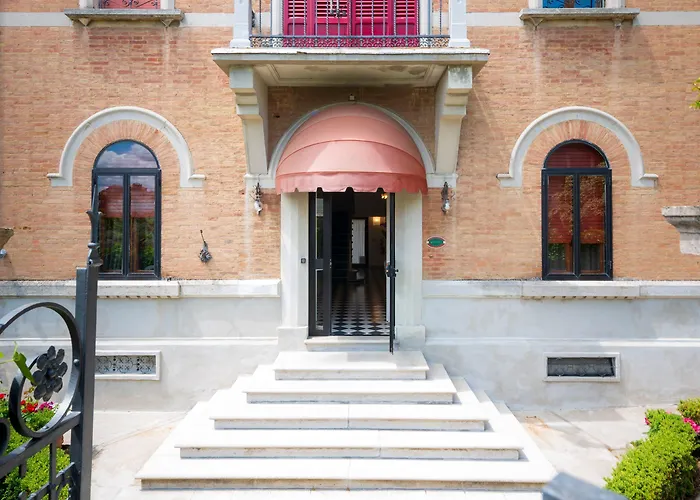 Готель Elda Boutique