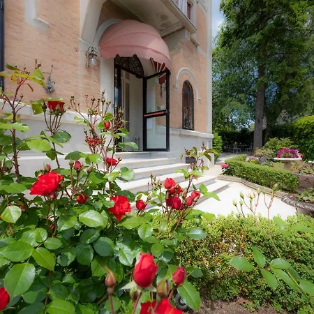 Elda Boutique 3* Siena